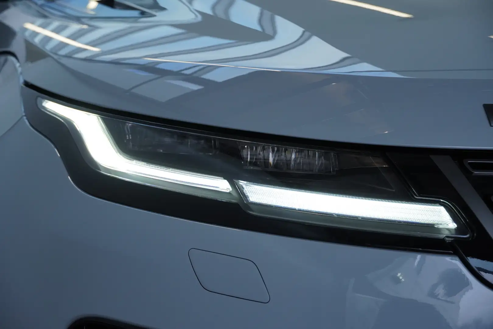 Vehicle image, number 5