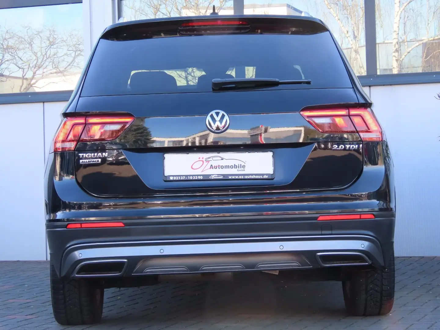 Vehicle image, number 5
