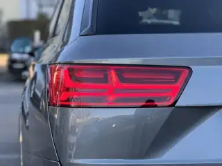 Vehicle image thumbnail, number 10