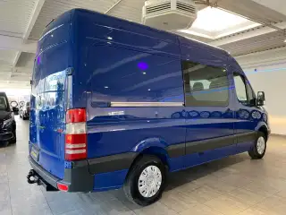 Vehicle image thumbnail, number 3