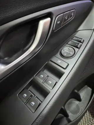 Vehicle image thumbnail, number 14