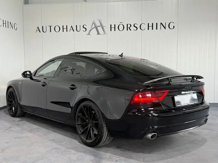 Additional image of the vehicle