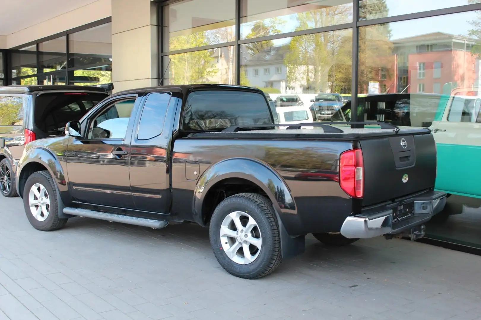 Vehicle image, number 5