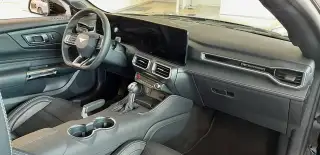 Vehicle image thumbnail, number 6