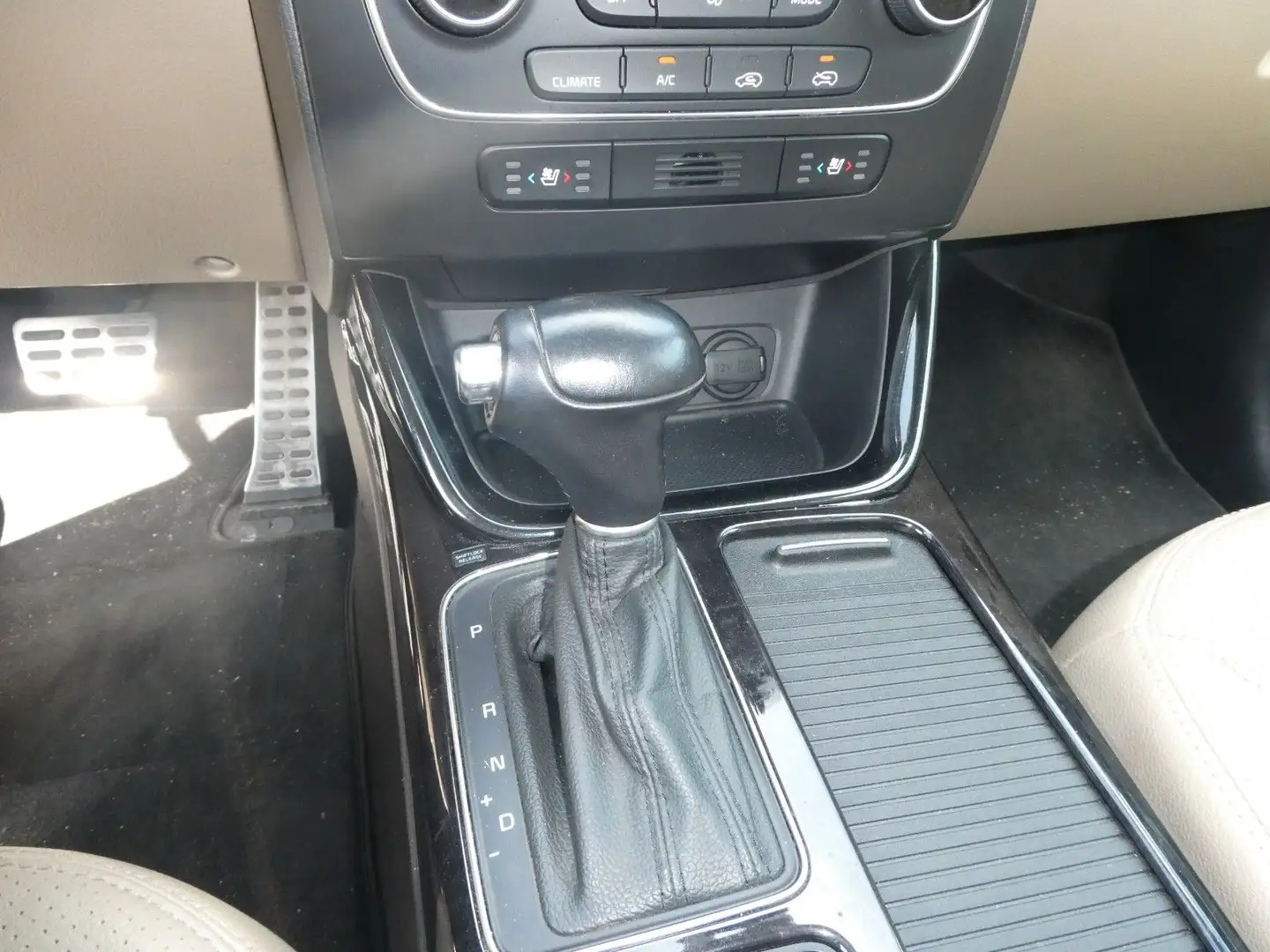 Vehicle image, number 7