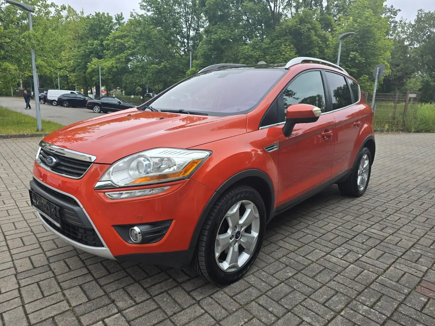Vehicle image, number 4