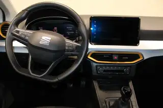 Vehicle image thumbnail, number 9