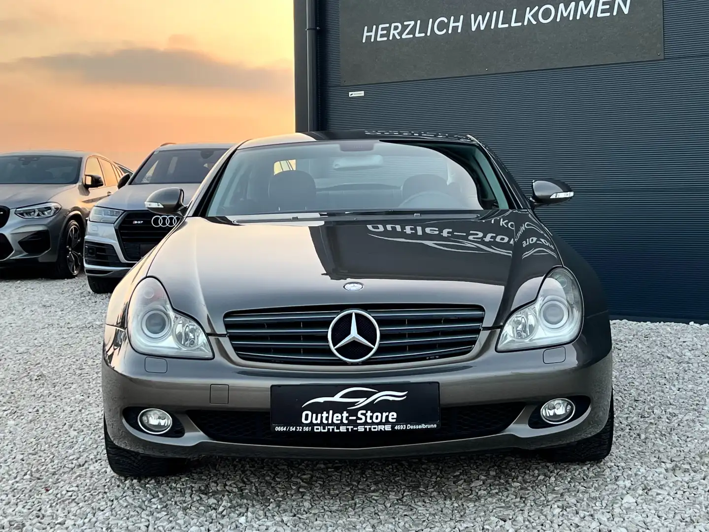 Vehicle image, number 2