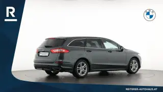 Vehicle image thumbnail, number 4