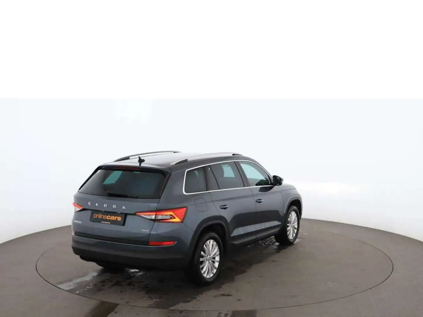 Vehicle image, number 3