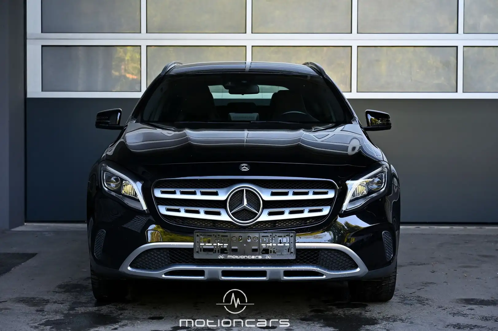 Vehicle image, number 3