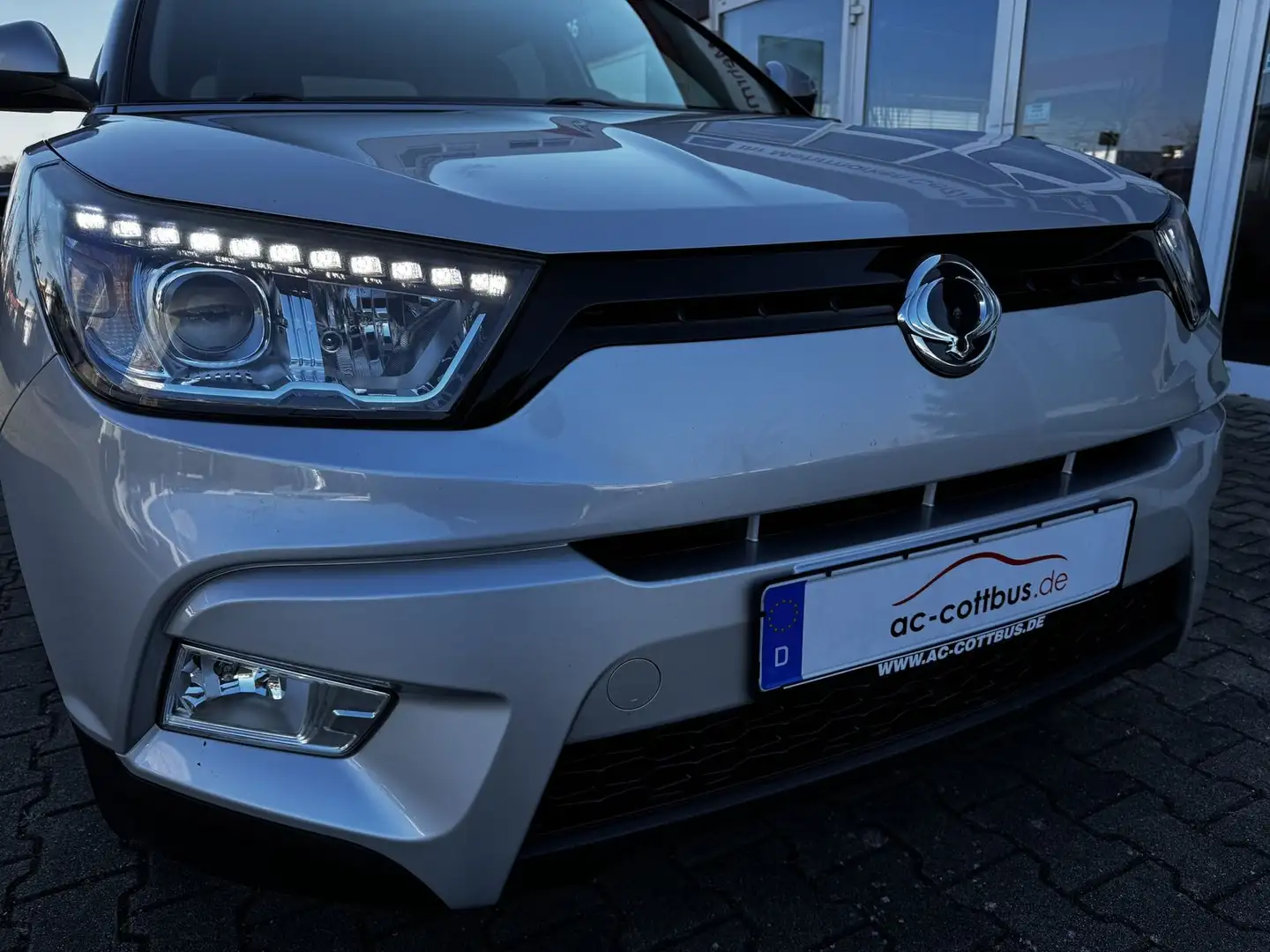 Vehicle image, number 7