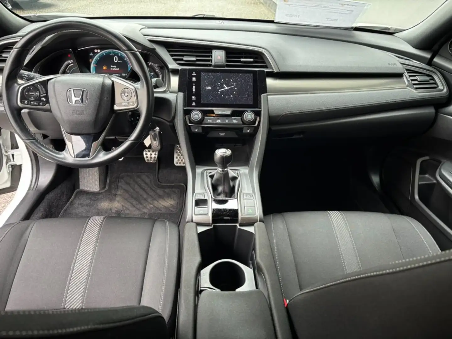 Vehicle image, number 10