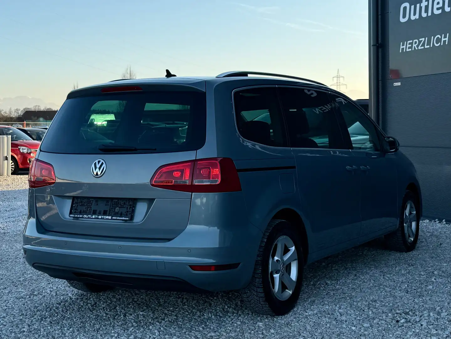 Vehicle image, number 7