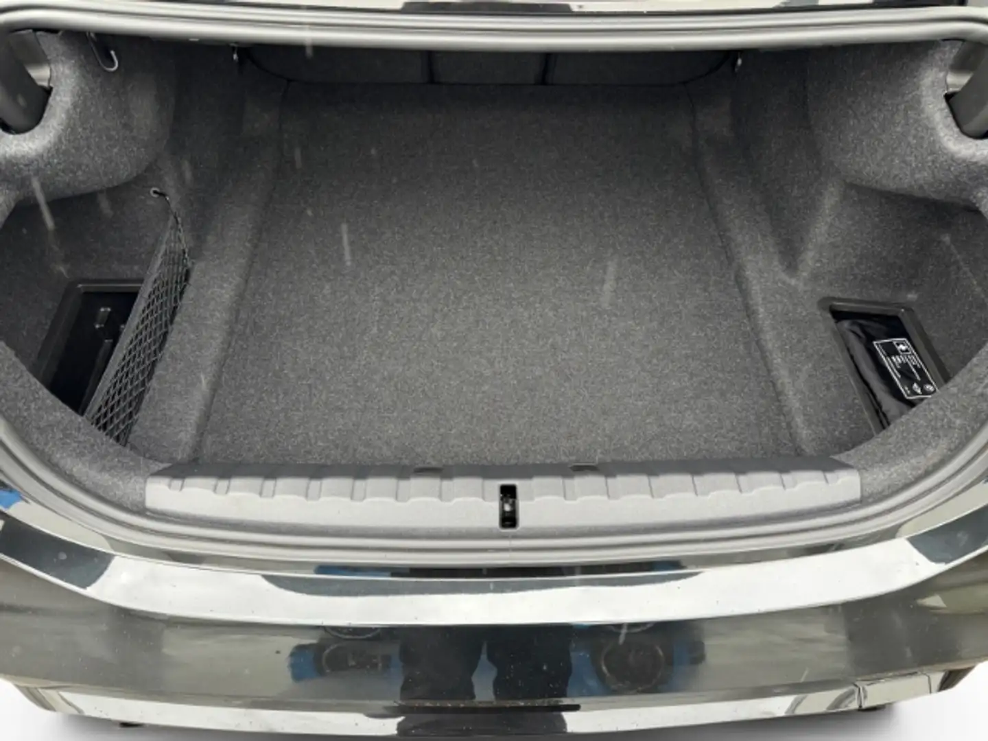 Vehicle image, number 20