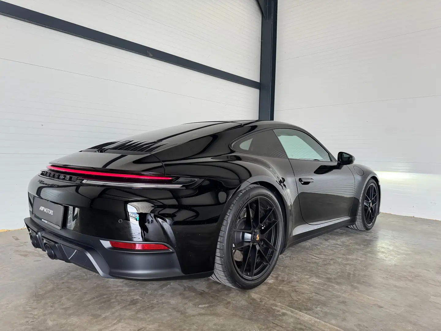 Vehicle image, number 9