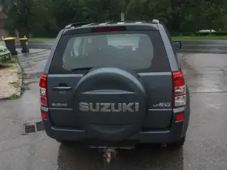 Vehicle image thumbnail, number 8
