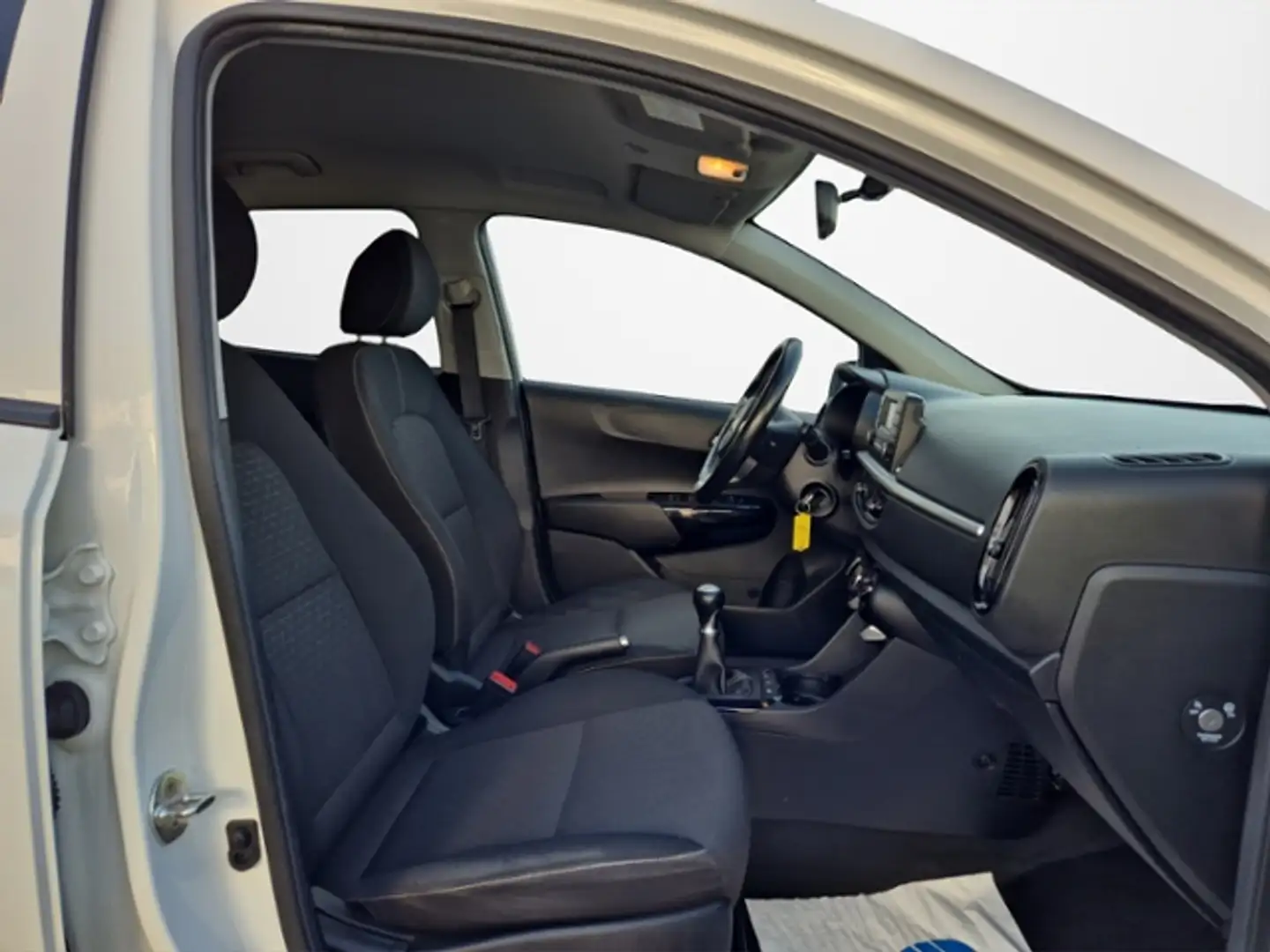 Vehicle image, number 18