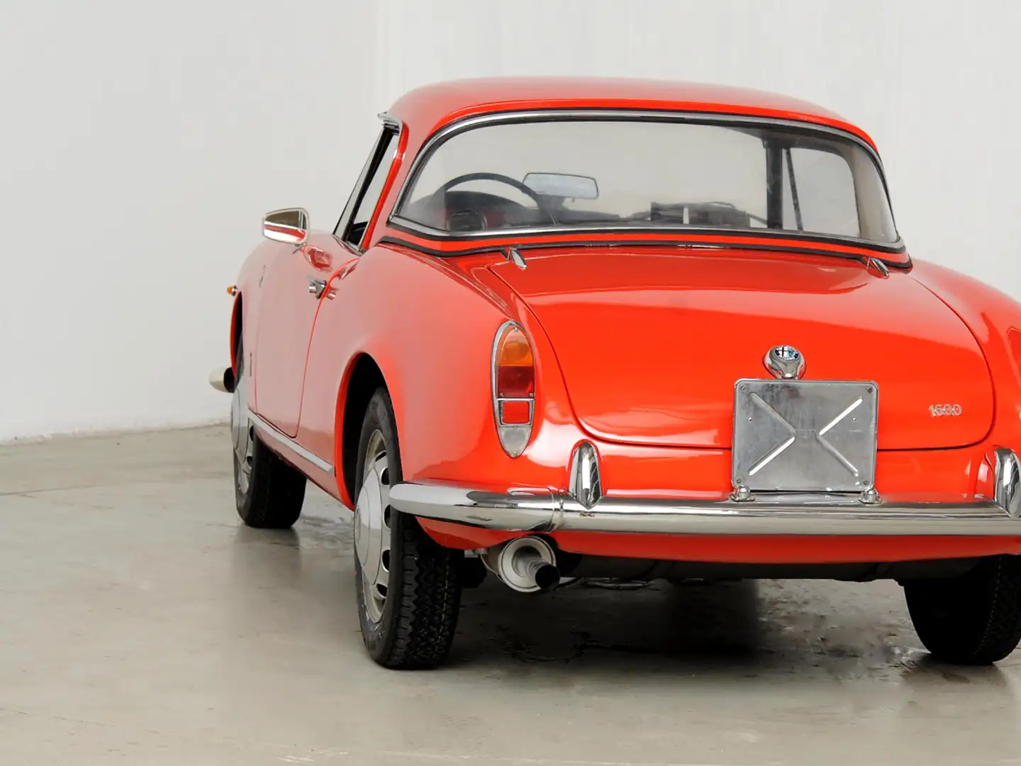 Vehicle image, number 5