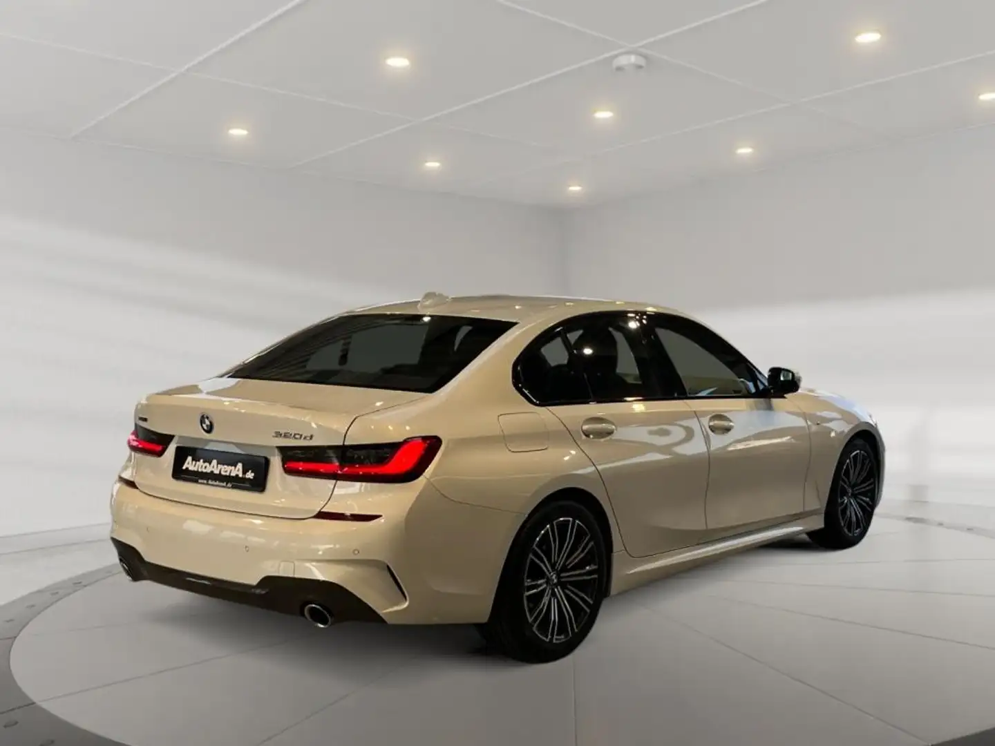 Vehicle image, number 4