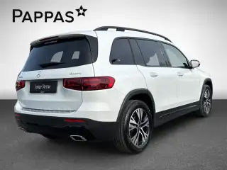 Vehicle image thumbnail, number 6