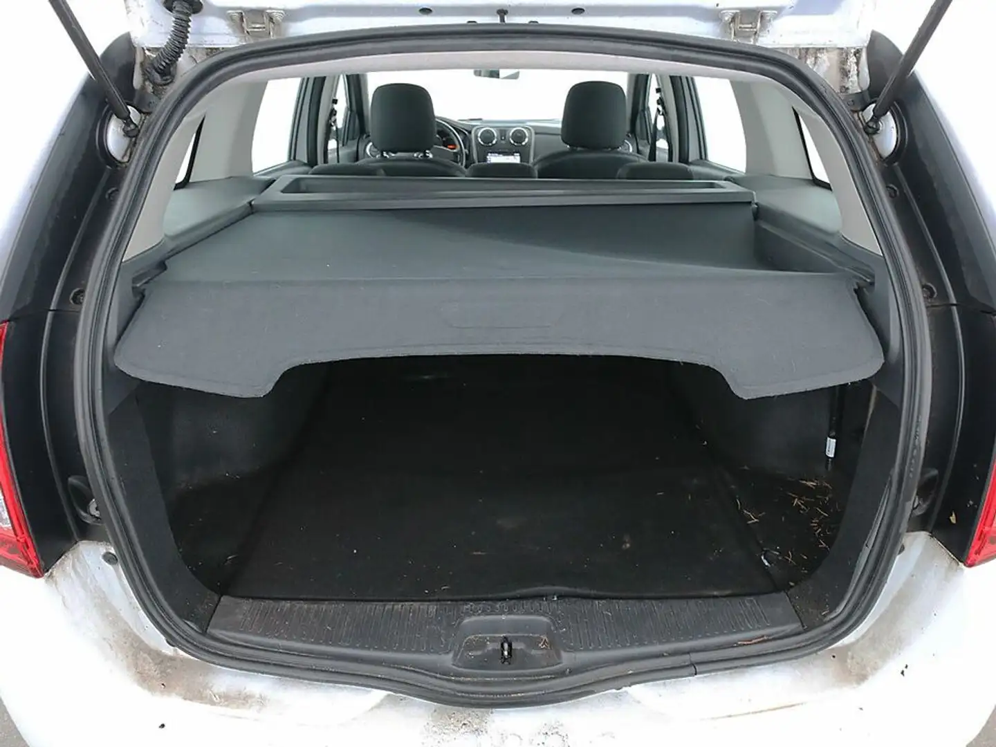 Vehicle image, number 19