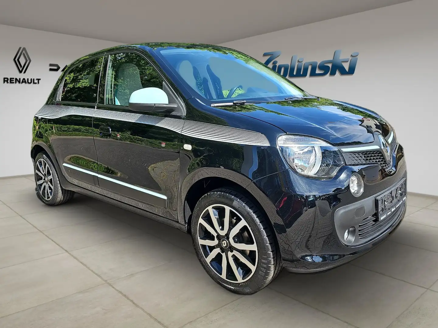 Vehicle image, number 2