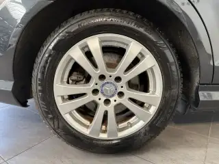 Vehicle image thumbnail, number 3