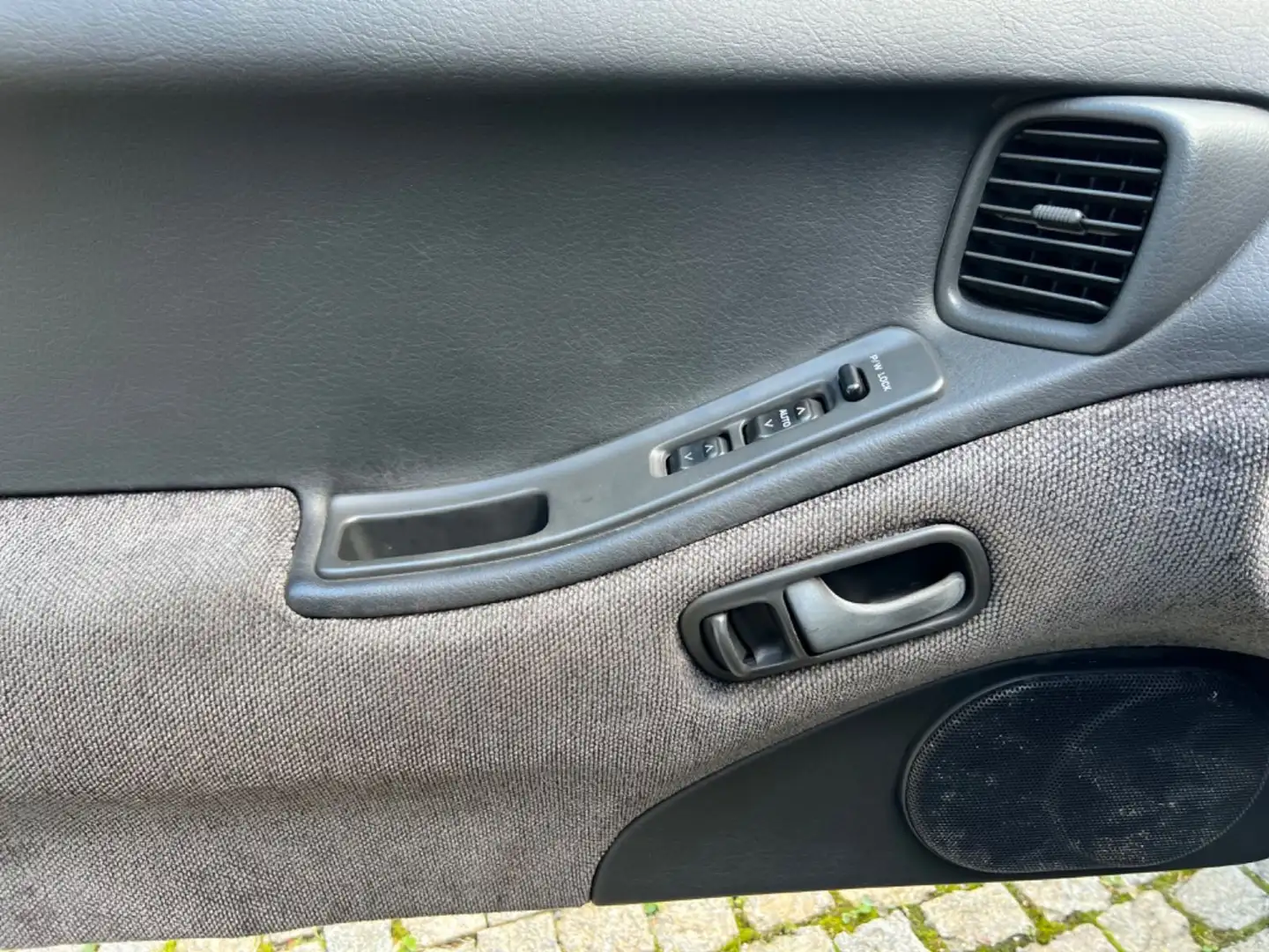 Vehicle image, number 11