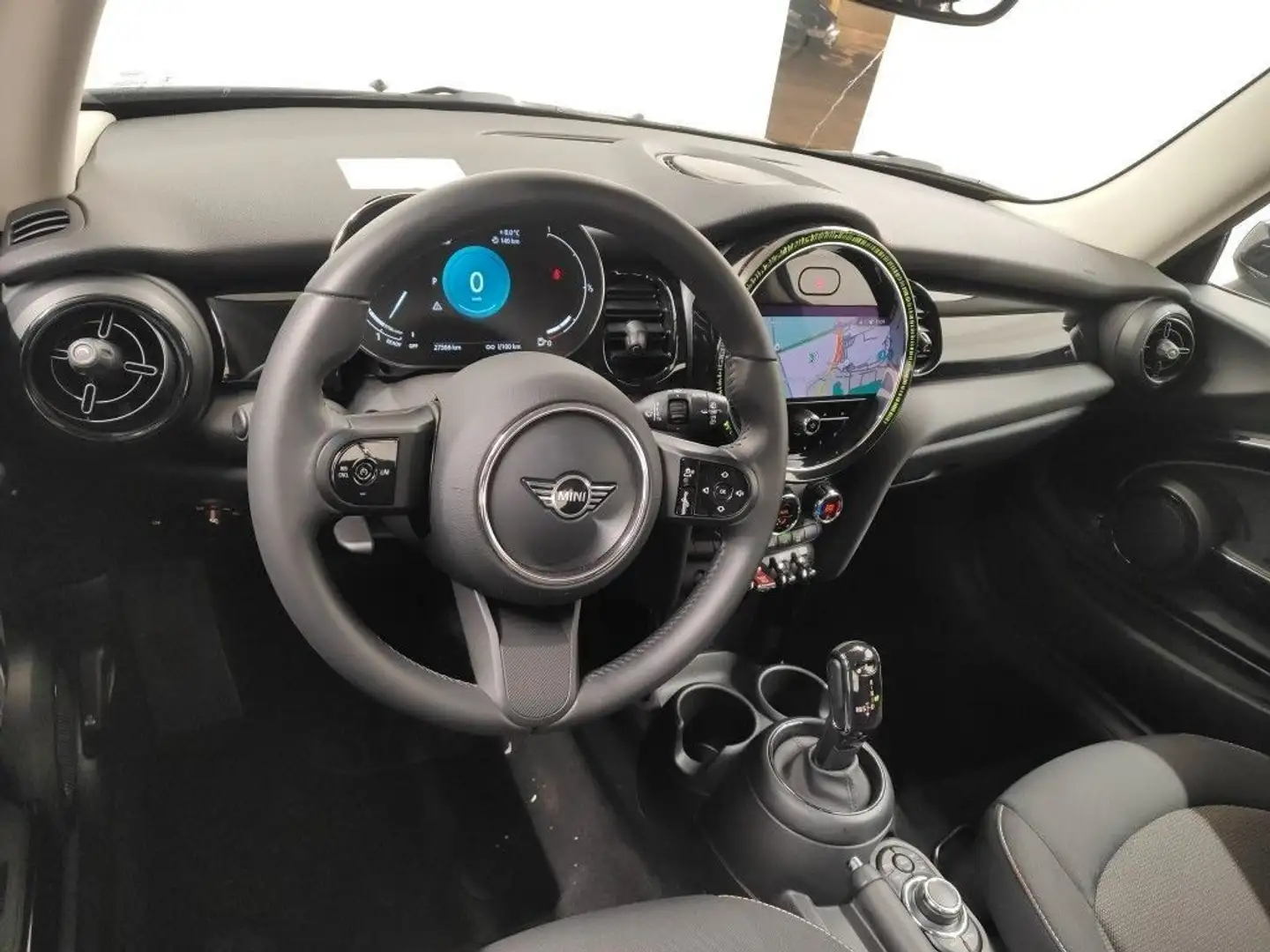 Vehicle image, number 7