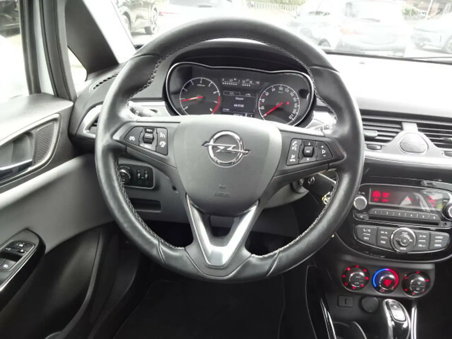Vehicle image, number 17