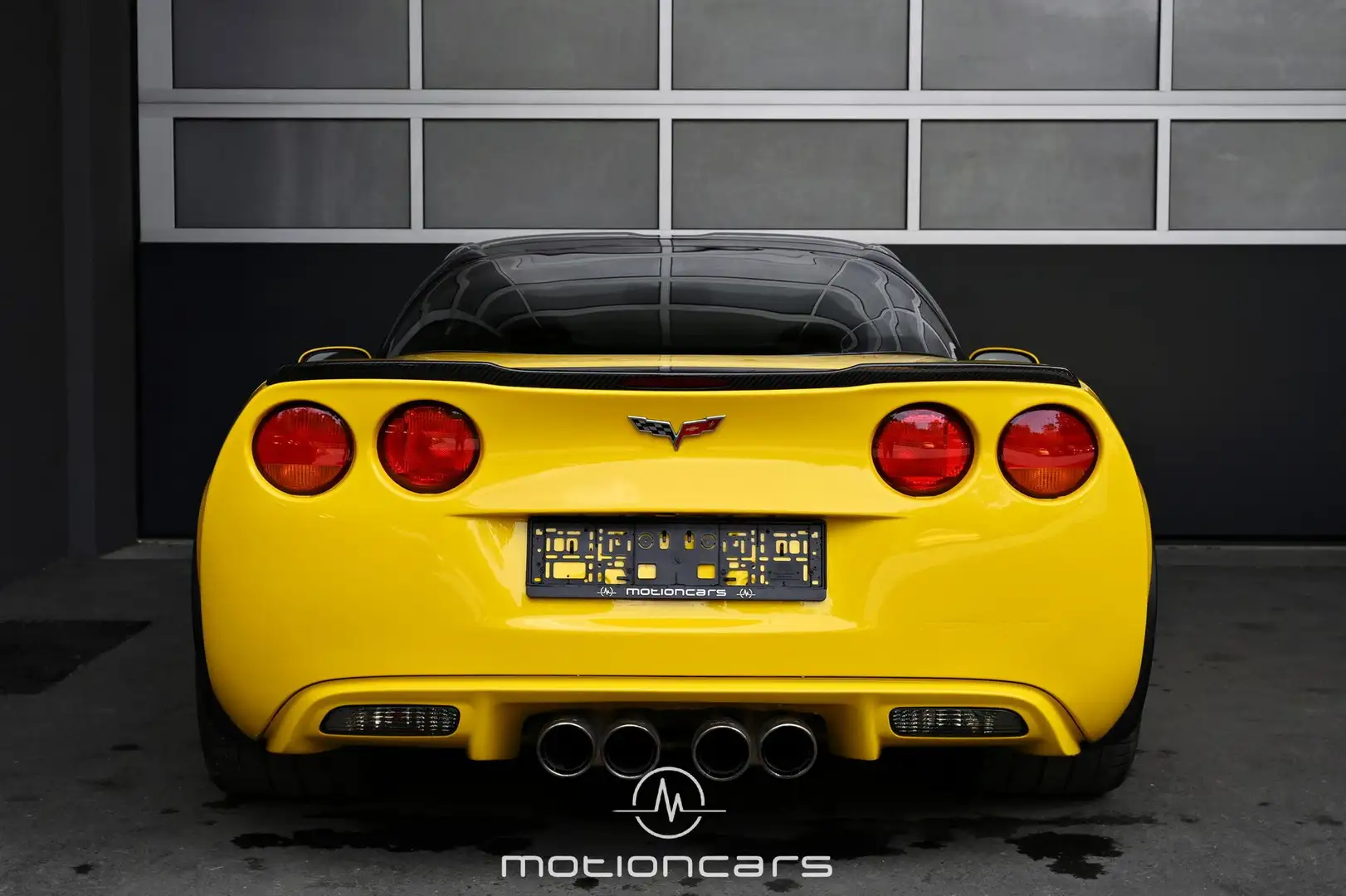 Vehicle image, number 6