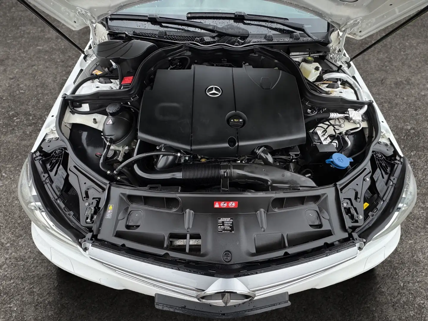 Vehicle image, number 14