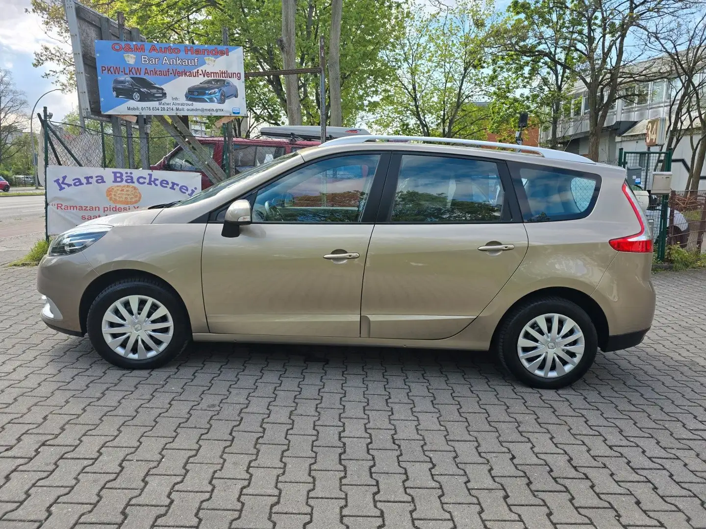 Vehicle image, number 5