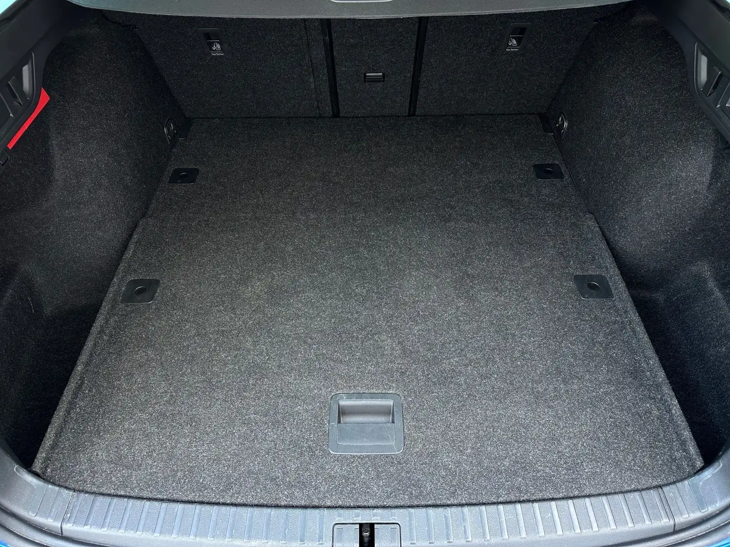Vehicle image, number 11