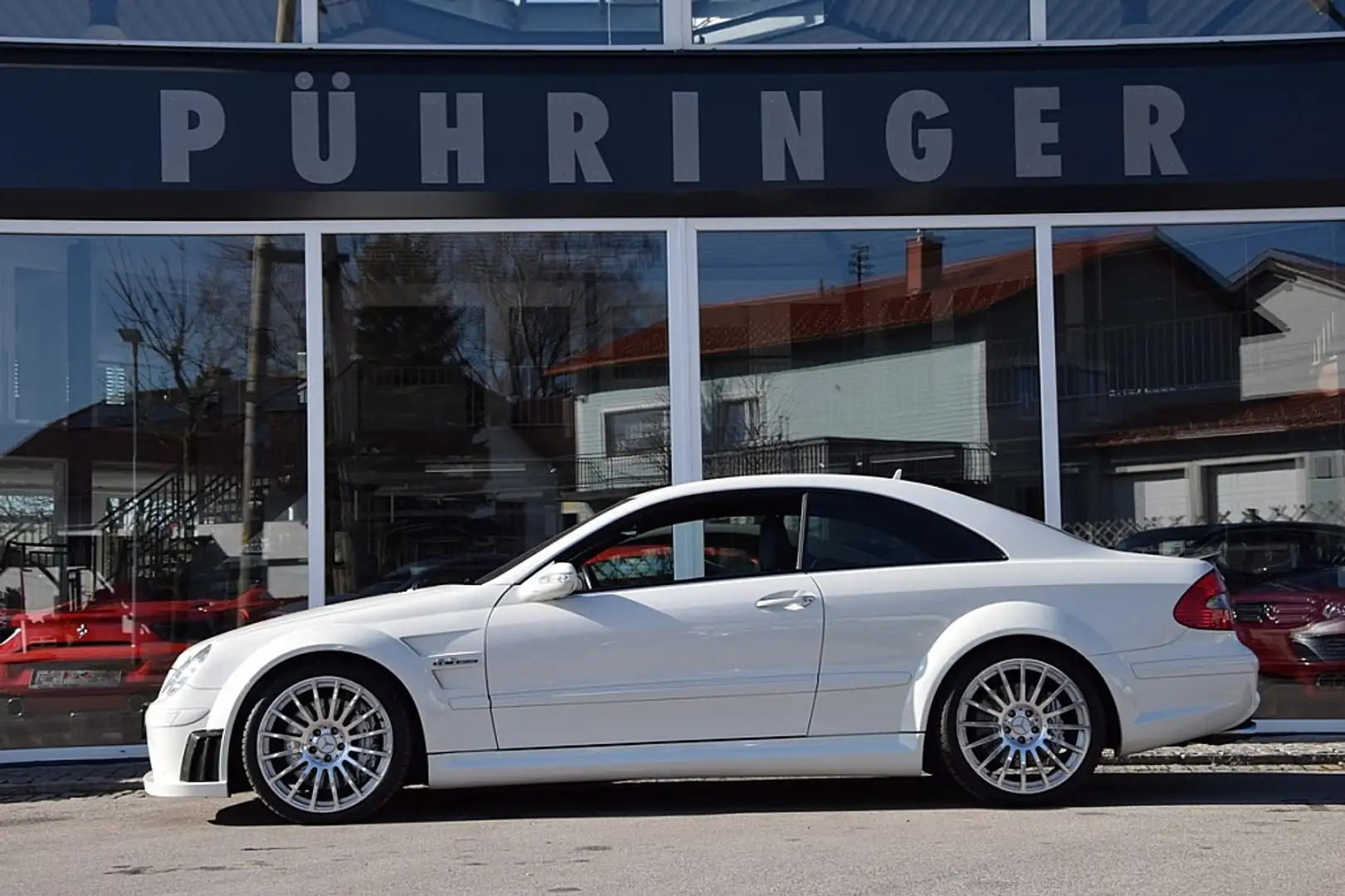 Vehicle image, number 1