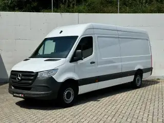 Vehicle image thumbnail, number 4