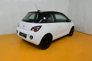 Vehicle image thumbnail, number 4