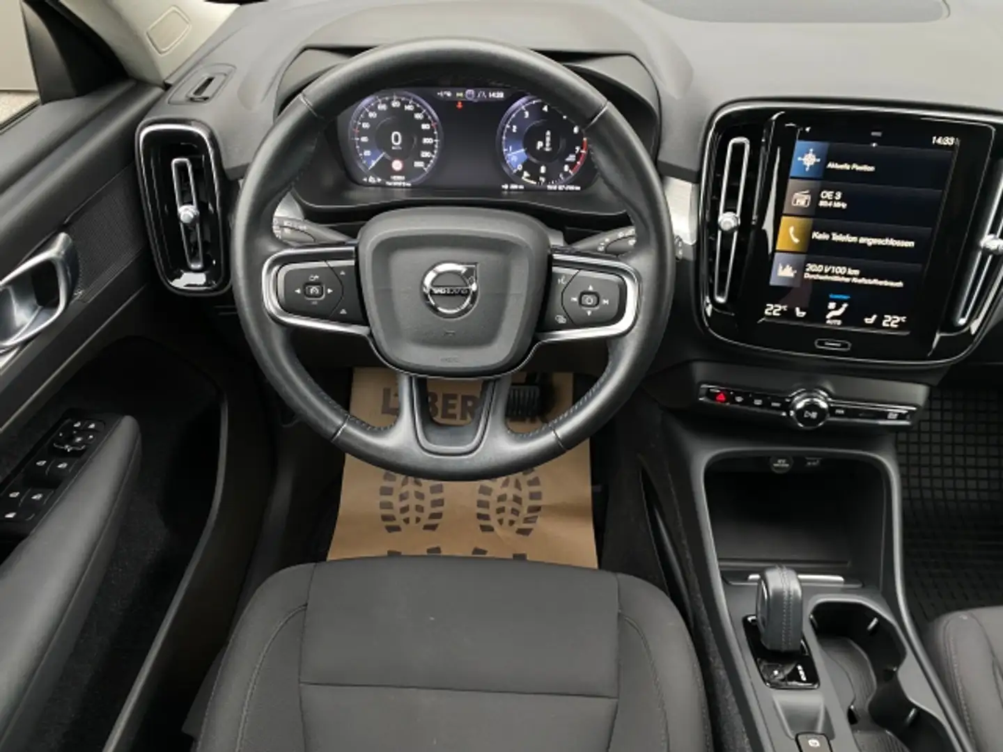 Vehicle image, number 8