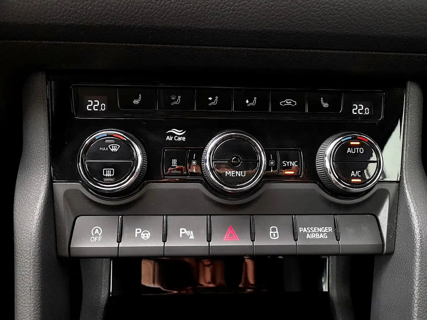 Vehicle image, number 7