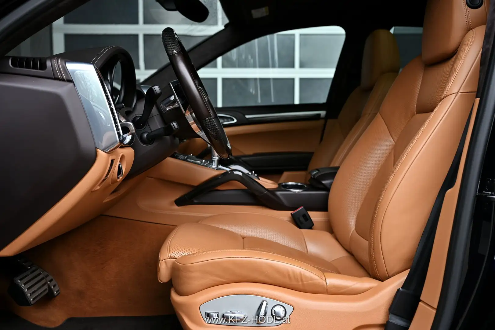 Vehicle image, number 9