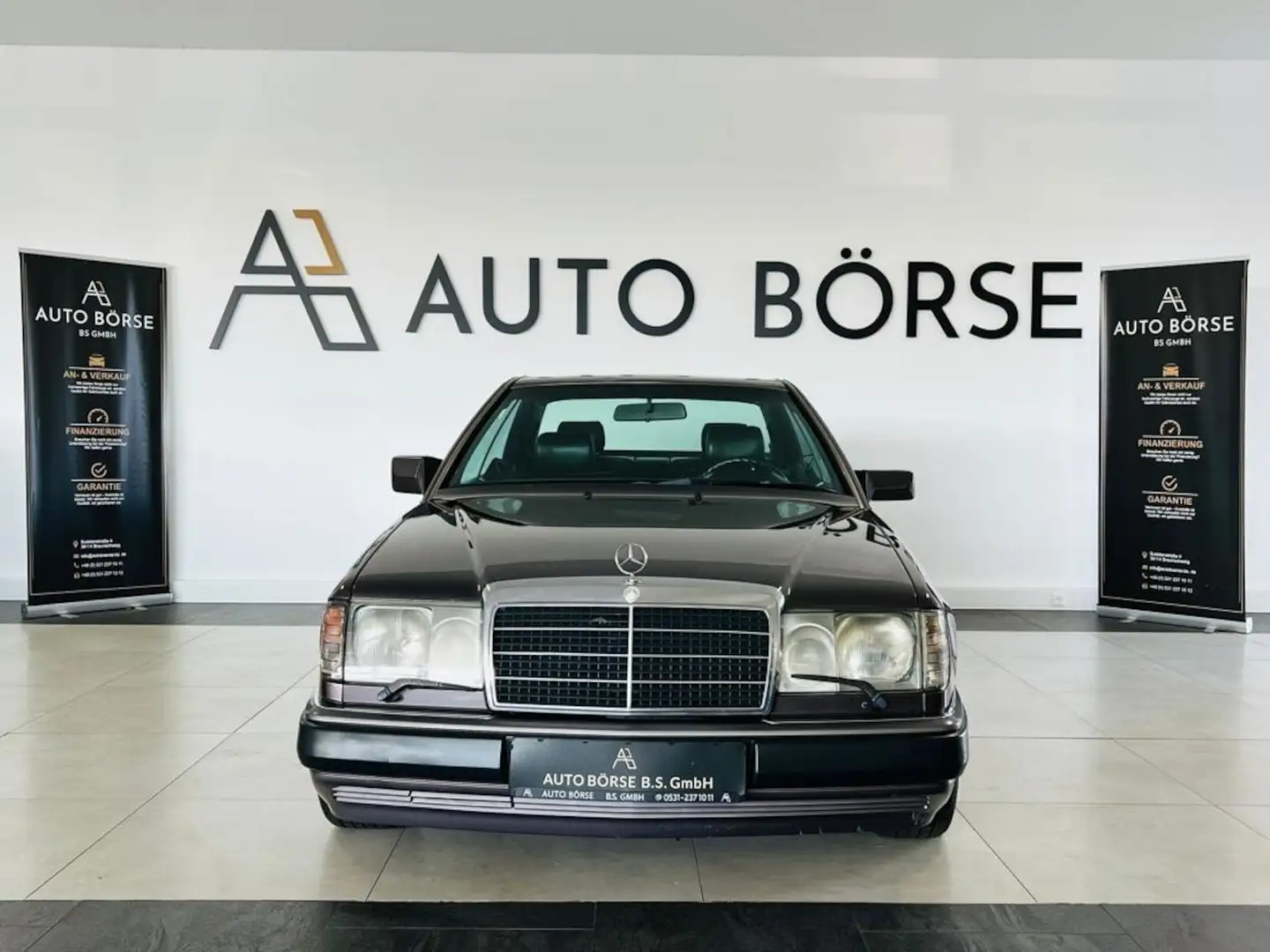 Vehicle image, number 2