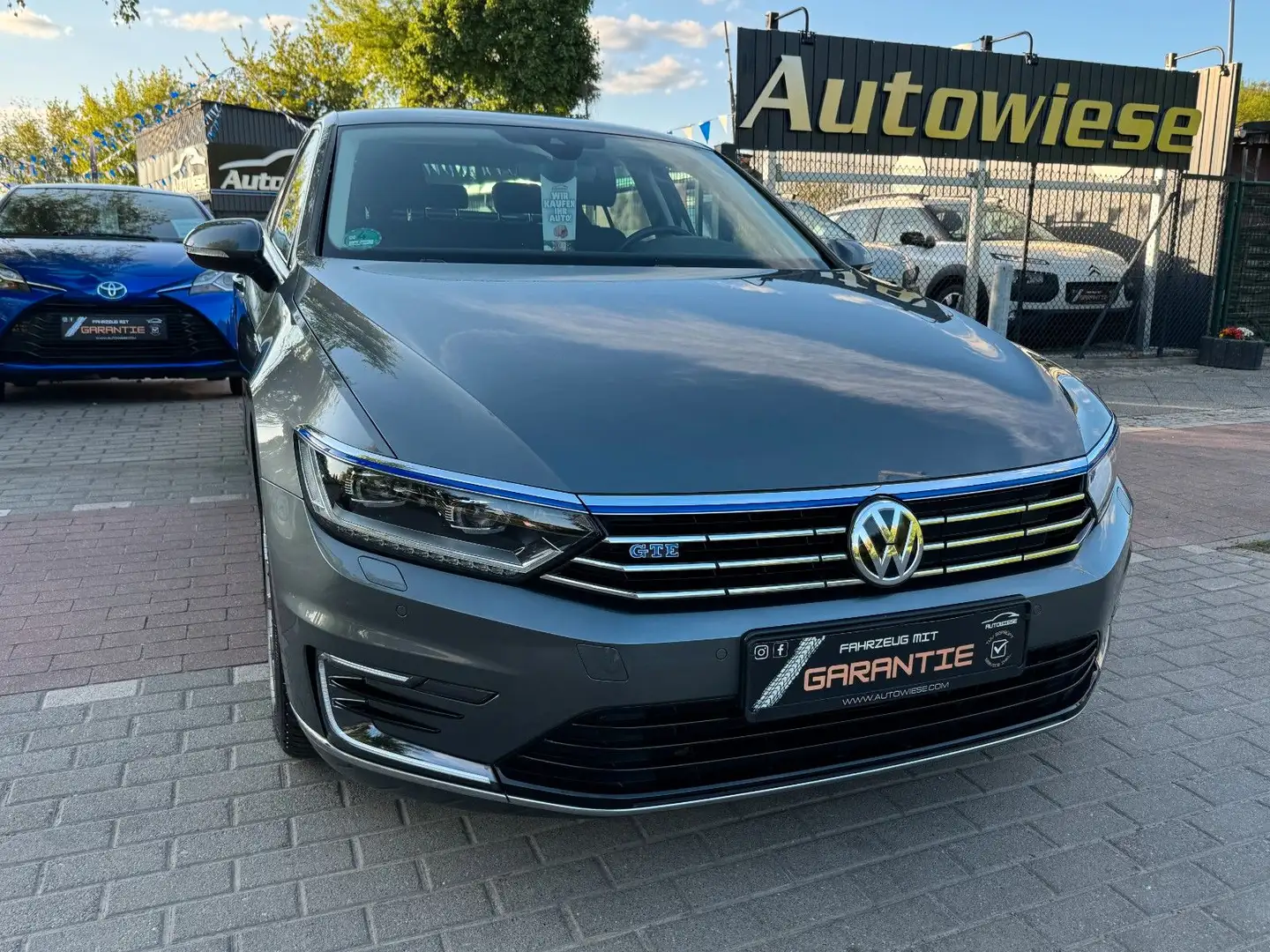 Vehicle image, number 10