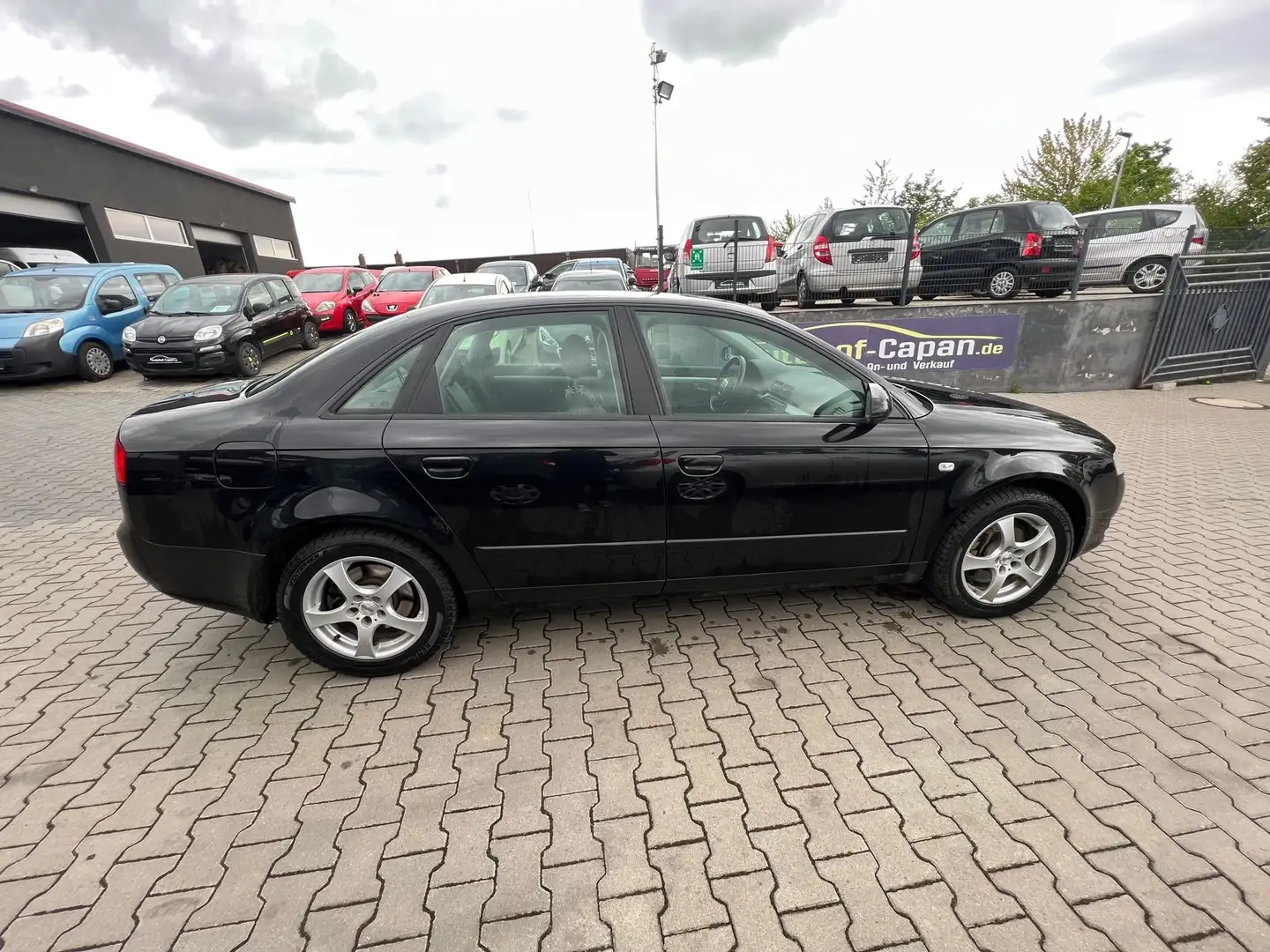 Vehicle image, number 4