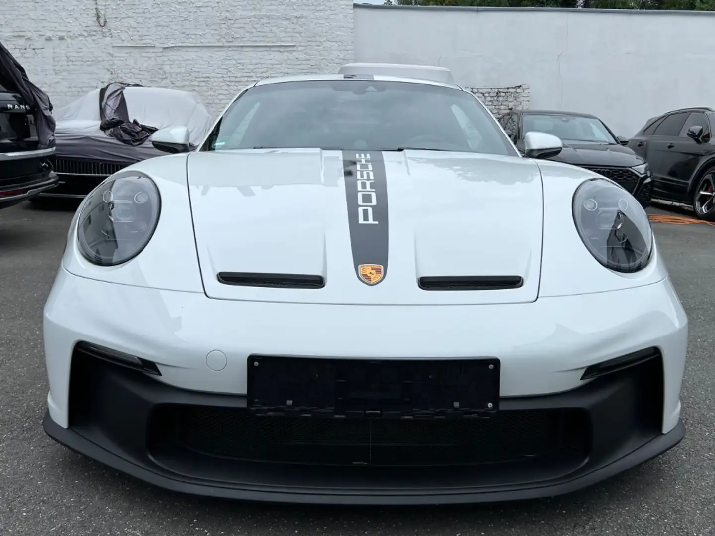 Vehicle image, number 5