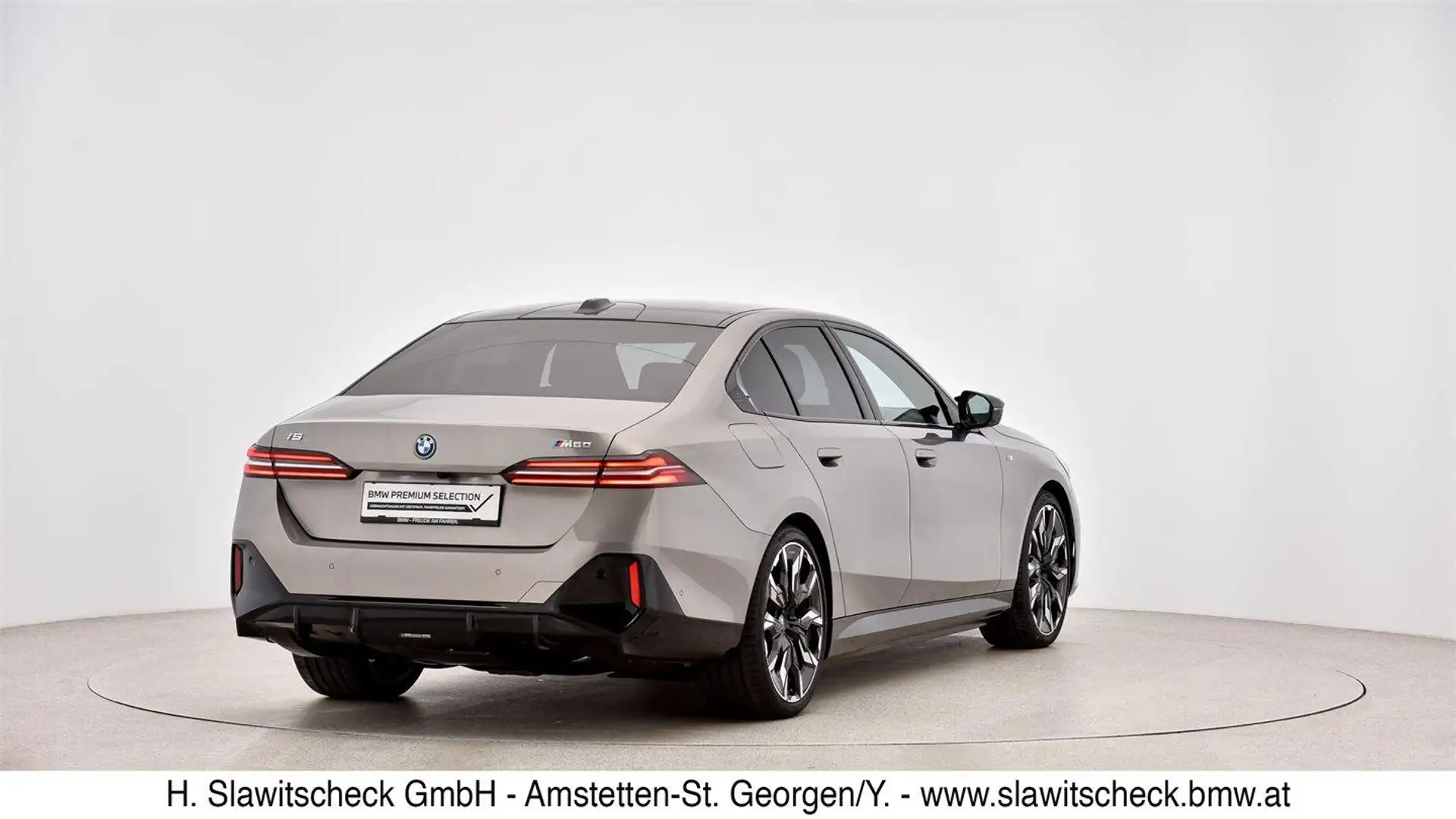 Vehicle image, number 3