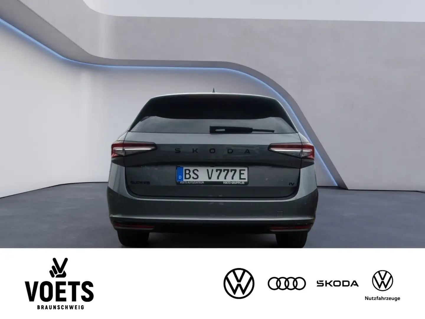 Vehicle image, number 4