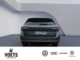 Vehicle image thumbnail, number 4