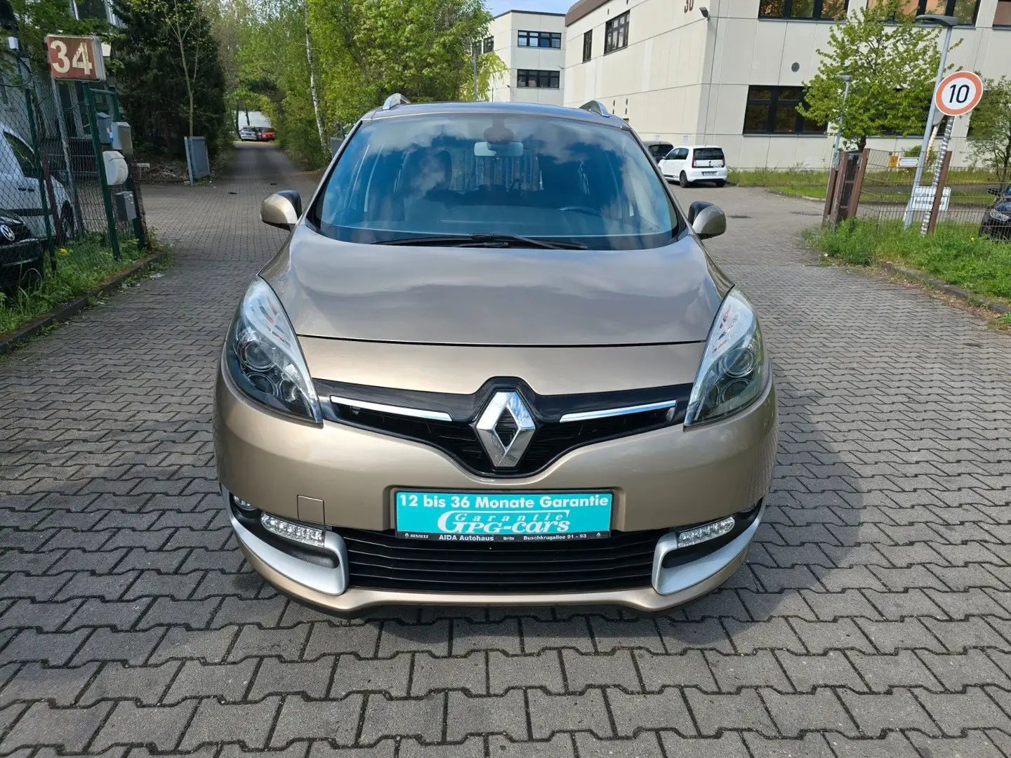 Vehicle image, number 1
