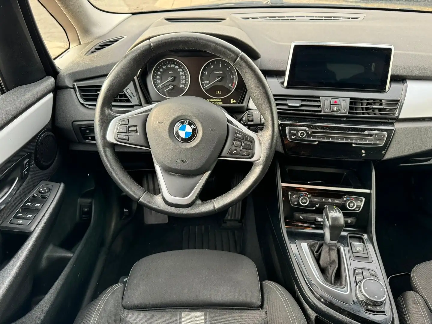 Vehicle image, number 7